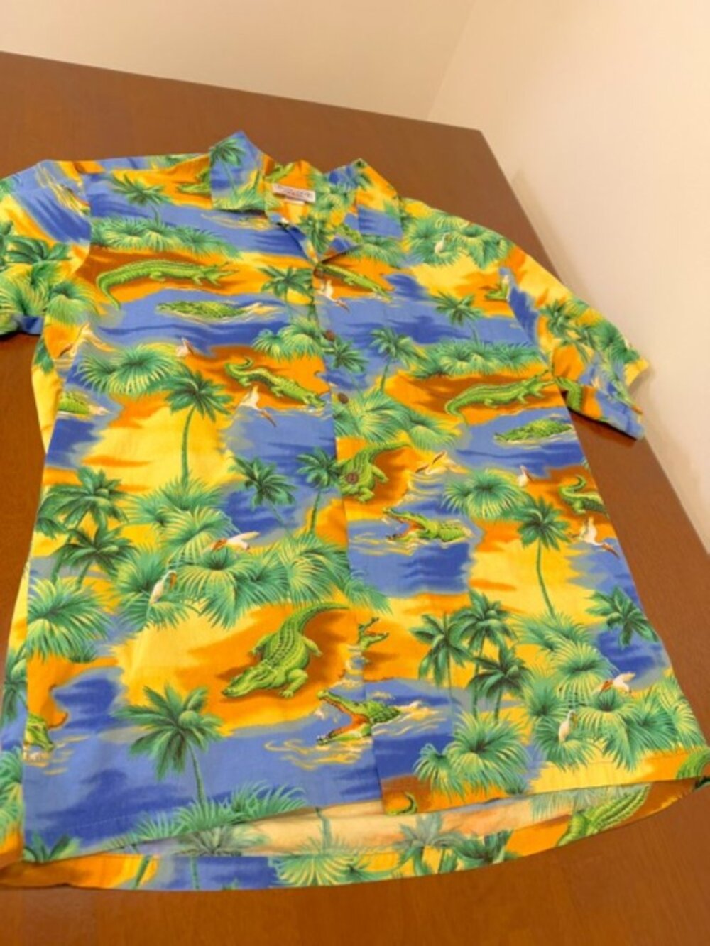 Pacific Legend Tropical Alligator Print Hawaiian Button-Down Shirt Size L